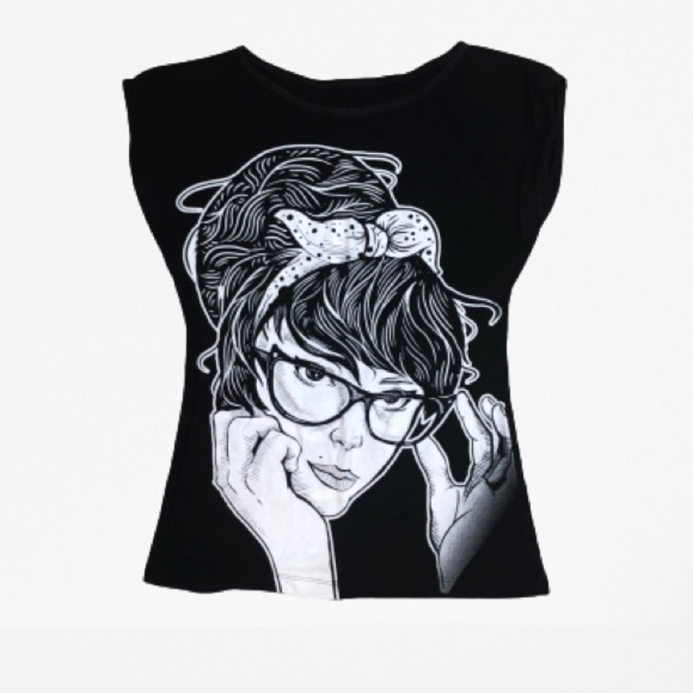 Graphic Tee with Rockabilly Gal Women's Short Sleeve Size Small